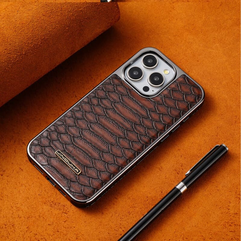 弛毅苹果16手机壳iPhone16proMax个性皮纹iphone15Pro全包防摔保护壳iPhone13/12/14商务皮套保护套 大孔镜头【摩卡棕】D51电镀蛇皮纹壳 iPhone_15