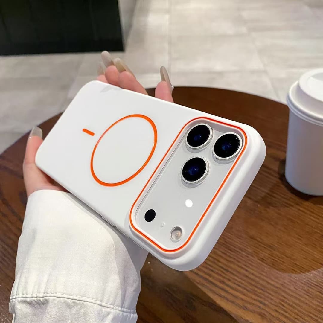 A肤感大孔磁吸适用iPhone17苹果16promax手机壳15pro新款14光面防 白色 iPhone 17