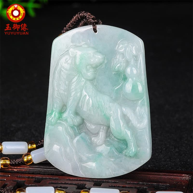 玉御缘翡翠玉石生肖虎牌上山虎吊坠翠玉玉坠玉佩男款礼物项链挂件带证书